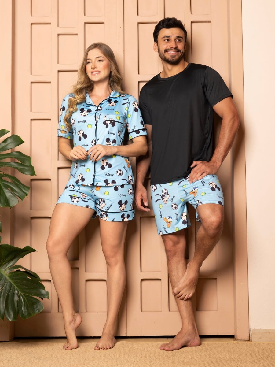 Pijama para o Casal - Mickey Azul ( Feminino Americano tipo Short + Masculino Short com Camiseta Preta)  