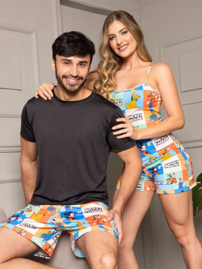 Pijama Casal - Mickey e Pateta ( Feminino Alcinha + Masculino Short com Camiseta Preta)   
