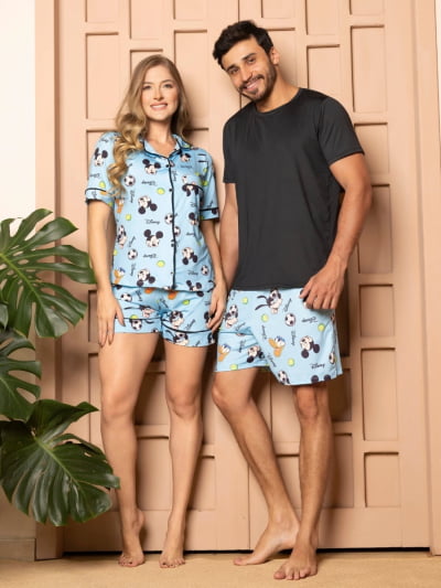 Pijama para o Casal - Mickey Azul ( Feminino Americano tipo Short + Masculino Short com Camiseta Preta)  