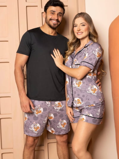 Pijama para o Casal -  Tom e Jerry( Feminino Americano tipo Short + Masculino Short com Camiseta Preta)  