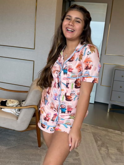 Pijama Americano Tipo Short Adulto Feminino - Labubu ( Com Fila de Espera) 