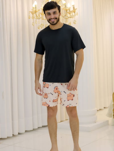 Pijama Masculino Adulto - Conjunto Capivara ( Short + Camiseta Preta)  