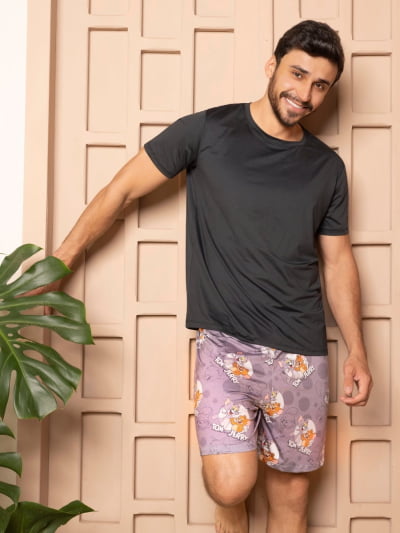 Pijama Masculino Adulto - Tom e Jerry ( Short + Camiseta Preta) 